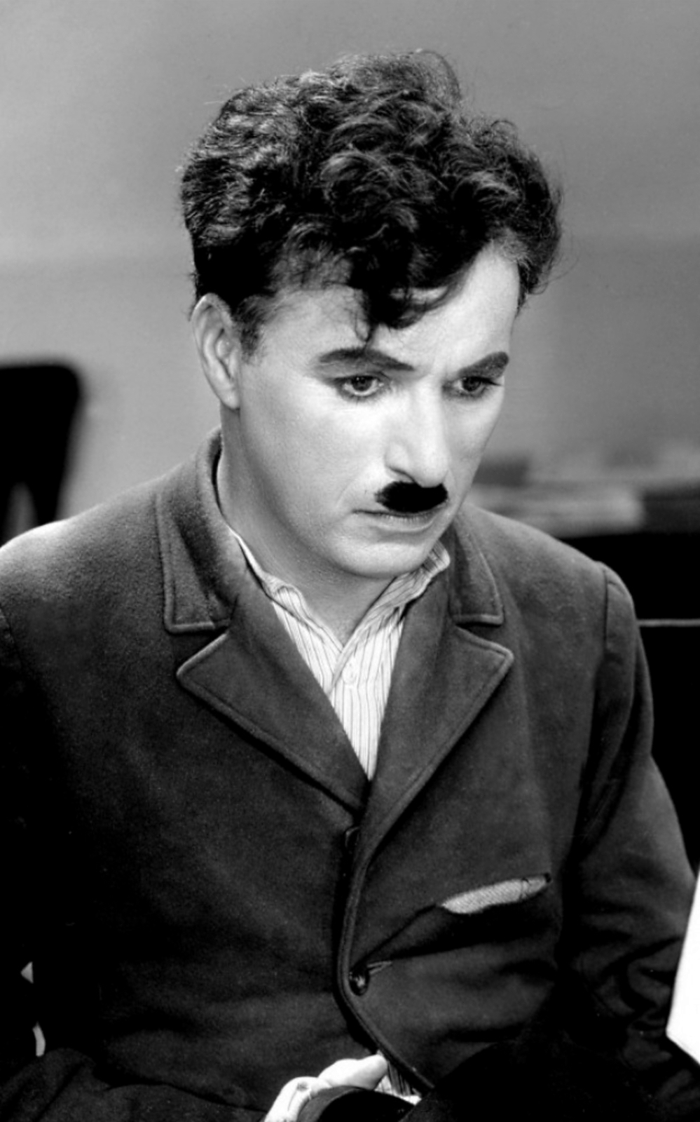 Charlie Chaplin - Biography